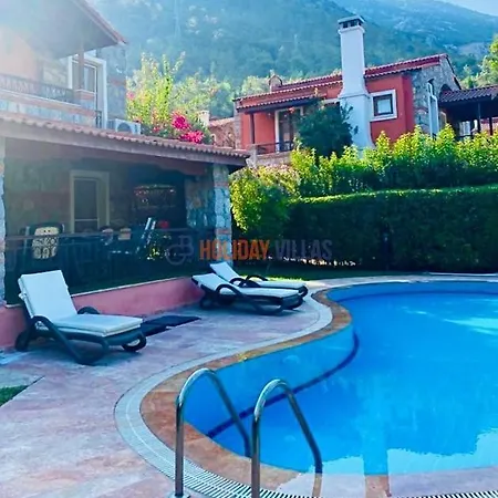 Larissa Vilă Fethiye